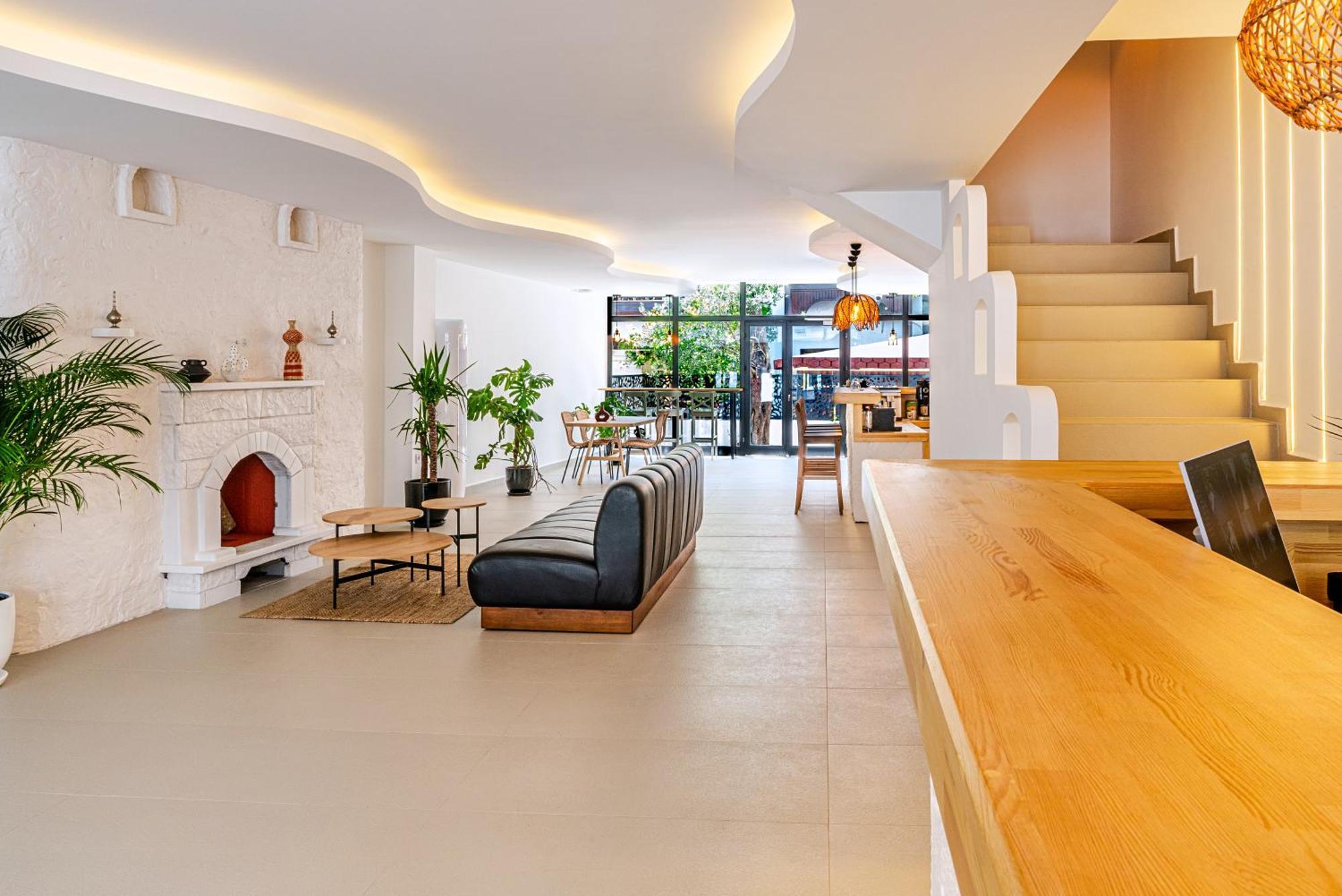 Audo Local Otel