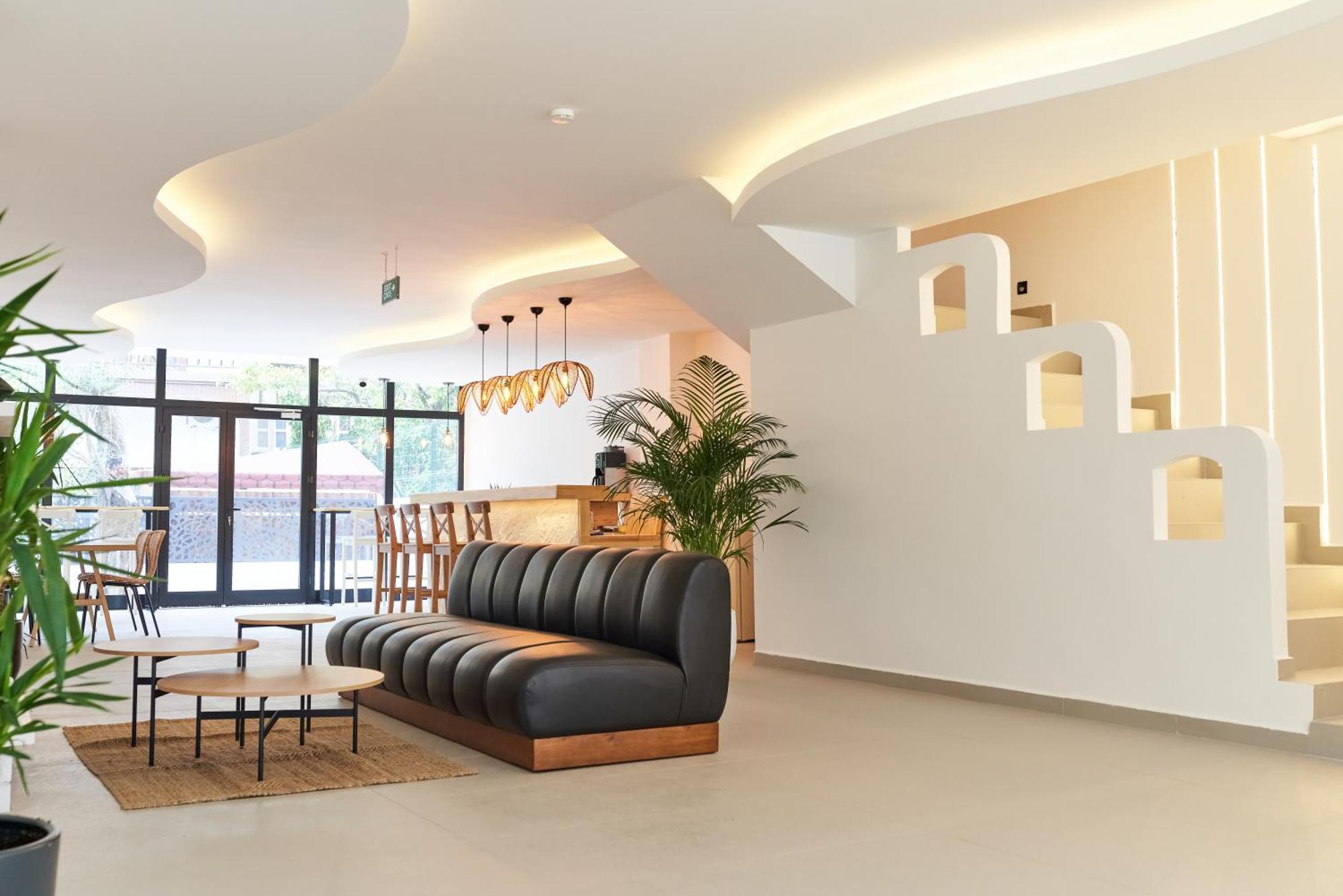 Audo Local Otel